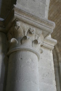 Silvacane 柱頭彫刻