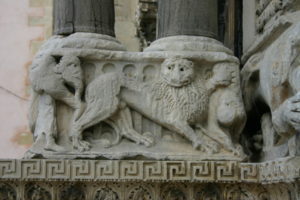 St.Gilles du Gard　扉口彫刻