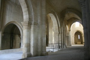 Silvacane 側廊