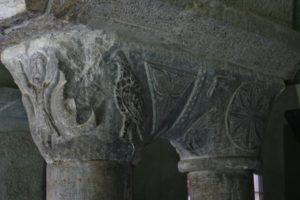 St.Savin de Lavedanの柱頭彫刻