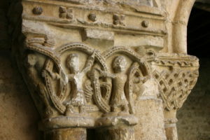 St.Lizierの柱頭彫刻