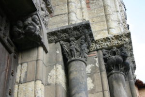 Toulouse / St.Serninの柱頭彫刻