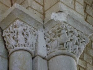 Plassacの柱頭彫刻