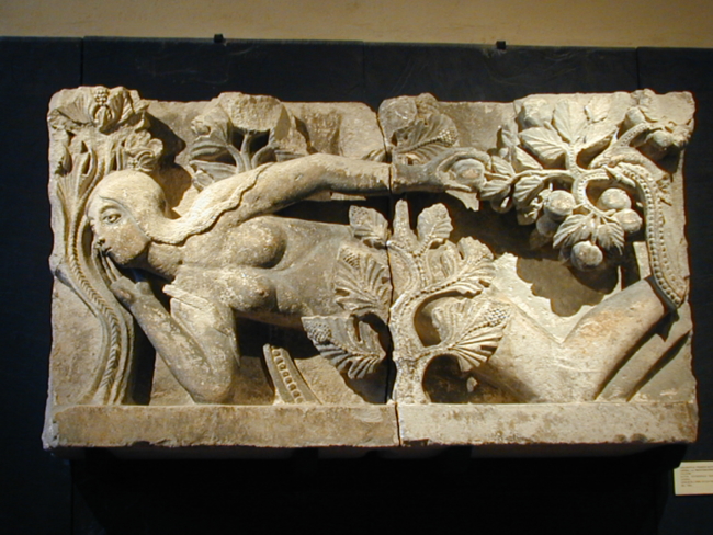 France,Autun イヴの誘惑