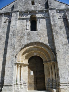 St.Colombeの扉口