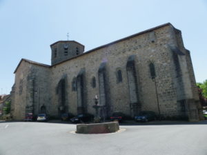 Bussiere Badil　教会堂側面