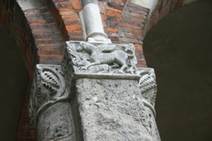 Milano　アトリウム彫刻
