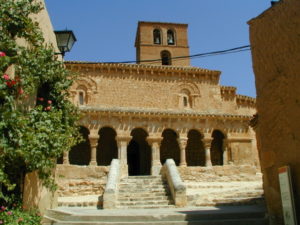 San Esteban de Gormaz / San Miguel　教会堂側面