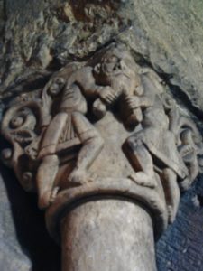 Sant Joan de les Abadesses　柱頭彫刻
