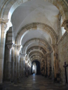 Vezelay　側廊
