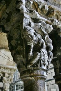 Arles　柱頭彫刻
