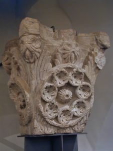 Cluny 柱頭彫刻