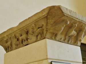 Conques 柱頭彫刻　1100頃