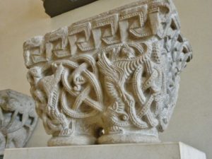 Moissac 柱頭彫刻　12c初期